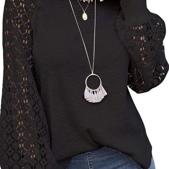 Bundle of 2 Women’s Long Sleeve Lace Arm Tops in Blue and Black Size XL - Picture 8 of 13